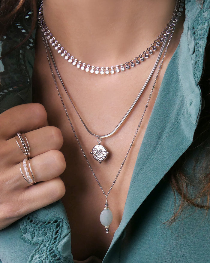 Collier Lisola